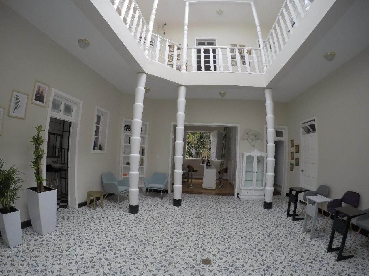 Nomad Hostel Медельїн Екстер'єр фото