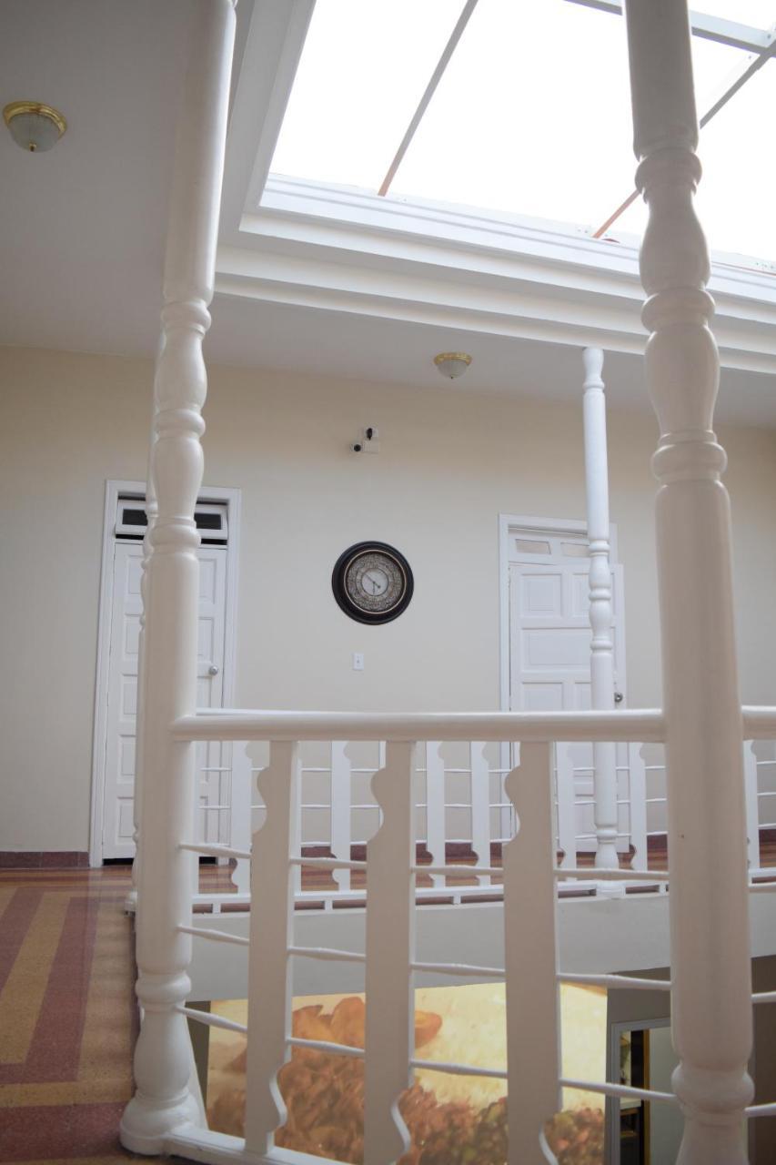 Nomad Hostel Медельїн Екстер'єр фото